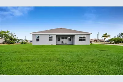 1327 SE 16th Pl, Cape Coral, FL 33990 - Photo 23