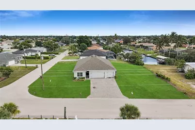 1327 SE 16th Pl, Cape Coral, FL 33990 - Photo 25