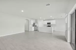 1327 SE 16th Pl, Cape Coral, FL 33990 - Photo 17