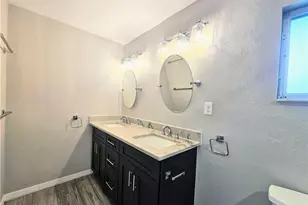 523 SE 24th Ave, Cape Coral, FL 33990 - Photo 17