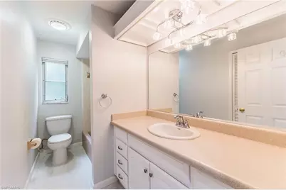 5657 Eichen Cir E, Fort Myers, FL 33919 - Photo 25