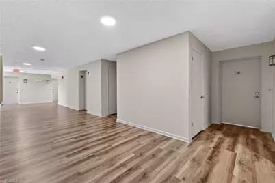 3150 Shorewood Ln #202, Fort Myers, FL 33907 - Photo 23