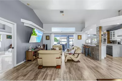 211 SW 47th St, Cape Coral, FL 33914 - Photo 9