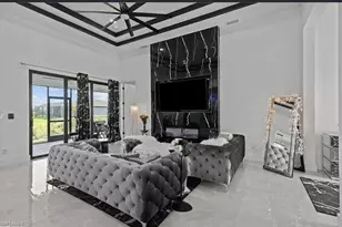 907 NE 13th Pl, Cape Coral, FL 33909 - Photo 9