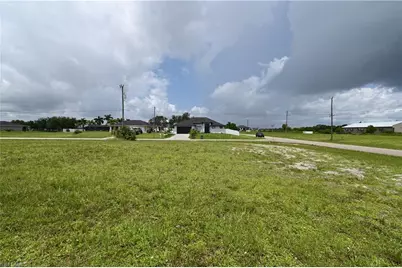 1206 NE 20th Pl, Cape Coral, FL 33909 - Photo 5