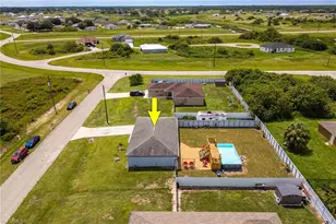 7004 Beaver Cir, Labelle, FL 33935 - Photo 27