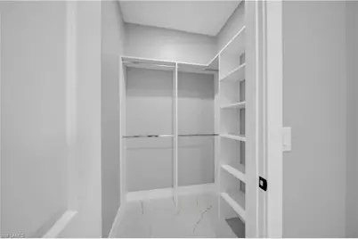 911 NW 37th Pl, Cape Coral, FL 33993 - Photo 15