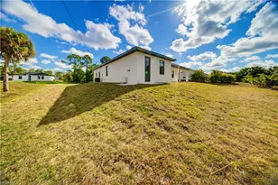 713 Hamilton Ave, Lehigh Acres, FL 33972 - Photo 7