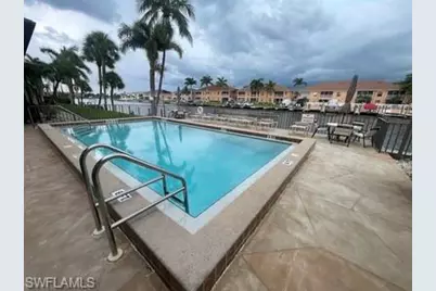 4525 Country Club Blvd #112, Cape Coral, FL 33904 - Photo 3