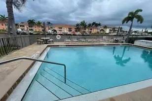 4525 Country Club Blvd, Cape Coral, FL 33904 - Photo 27