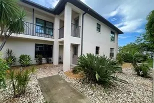 4525 Country Club Blvd, Cape Coral, FL 33904 - Photo 1