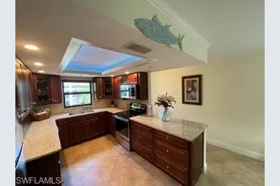 4525 Country Club Blvd #112, Cape Coral, FL 33904 - Photo 9