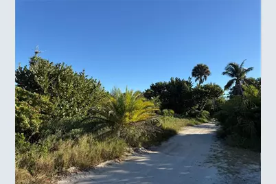 151 Swallow Dr, Captiva, FL 33924 - Photo 9