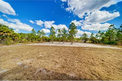 910 North Ave, Lehigh Acres, FL 33972 - Photo 7