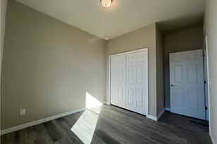 2900 NW 17th Pl, Cape Coral, FL 33993 - Photo 37