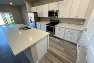 2900 NW 17th Pl, Cape Coral, FL 33993 - Photo 5