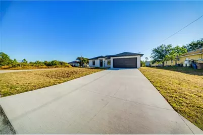 809 Anaconda Ave S, Lehigh Acres, FL 33974 - Photo 1