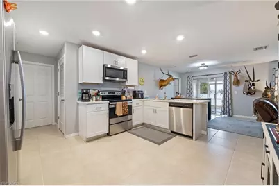 5014 Dania Cir, Labelle, FL 33935 - Photo 7