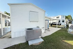 11182 Sunglow Ln, Fort Myers, FL 33908 - Photo 27