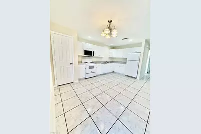 4739 28th St SW, Lehigh Acres, FL 33973 - Photo 5