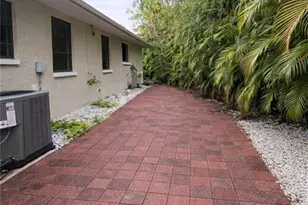 245 SW 47th St, Cape Coral, FL 33914 - Photo 35