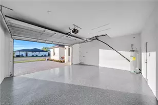 125 NE 5th Terrace, Cape Coral, FL 33909 - Photo 9