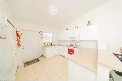 4519 25th St SW, Lehigh Acres, FL 33973 - Photo 5