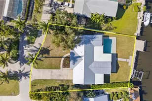 541 Bayside Dr, Fort Myers, FL 33919 - Photo 29