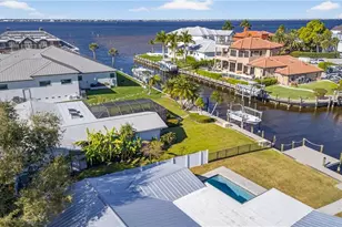 541 Bayside Dr, Fort Myers, FL 33919 - Photo 37