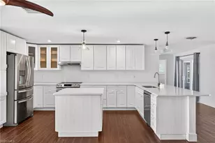 541 Bayside Dr, Fort Myers, FL 33919 - Photo 9