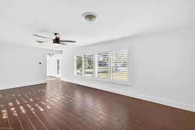 541 Bayside Dr, Fort Myers, FL 33919 - Photo 15