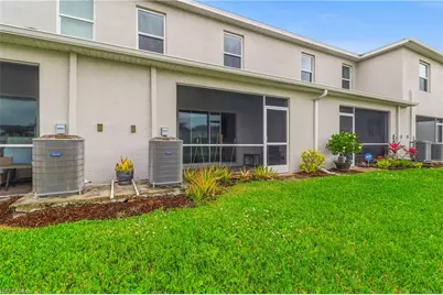 15376 Wildflower Cir, Naples, FL 34119 - Photo 11