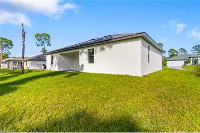 224 Lomax Ave S, Lehigh Acres, FL 33974 - Photo 47