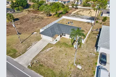 3910 23rd St SW, Lehigh Acres, FL 33976 - Photo 27