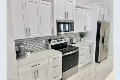 915 SW Embers Ter, Cape Coral, FL 33991 - Photo 15