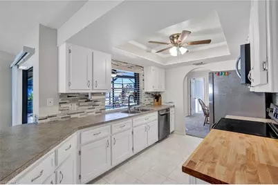 215 SE 12th Ave, Cape Coral, FL 33990 - Photo 13