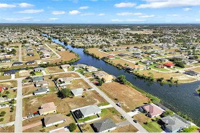 1119 NE 39th St, Cape Coral, FL 33909 - Photo 23