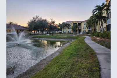 4122 Residence Dr #122, Fort Myers, FL 33901 - Photo 3