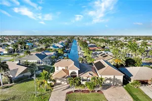 907 SW 51st Terrace, Cape Coral, FL 33914 - Photo 3