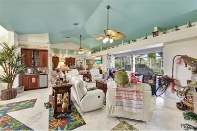 907 SW 51st Ter, Cape Coral, FL 33914 - Photo 9