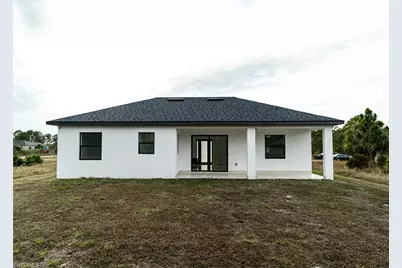 987 Edgerton Ave, Lehigh Acres, FL 33974 - Photo 3