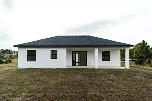 987 Edgerton Ave, Lehigh Acres, FL 33974 - Photo 3