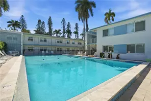 1295 Gulf Shore Blvd S, Naples, FL 34102 - Photo 21