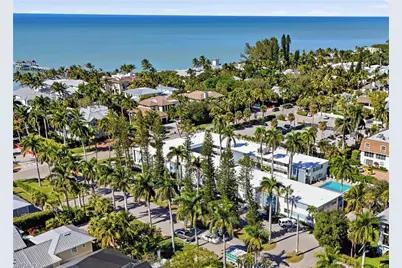 1295 Gulf Shore Blvd S #134, Naples, FL 34102 - Photo 3