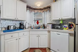 925 Yacht Club Way NW, Moore Haven, FL 33471 - Photo 7