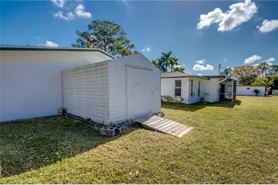 3728 Deleon St, Fort Myers, FL 33901 - Photo 5