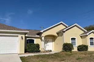 2323 NE 26th St, Cape Coral, FL 33909 - Photo 1