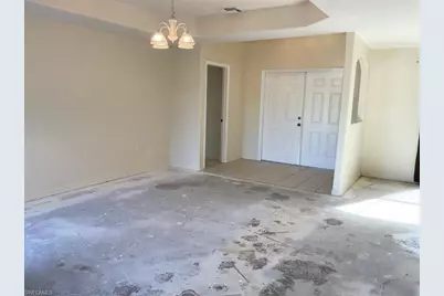 2323 NE 26th St, Cape Coral, FL 33909 - Photo 3