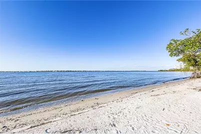 11620 Court Of Palms #105, Fort Myers, FL 33908 - Photo 47