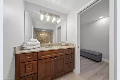 12150 McGregor Blvd, Fort Myers, FL 33919 - Photo 27